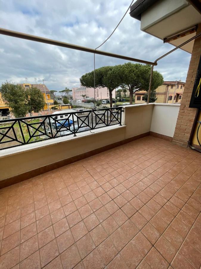 La Casa Di Flora Aeroporto Di Fiumicino Villa Exterior photo