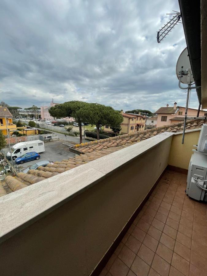 La Casa Di Flora Aeroporto Di Fiumicino Villa Exterior photo